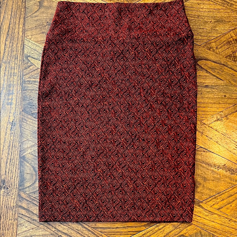 LuLaRoe Cassie Red and Black Geometric Design Pencil Skirt with Stretch, size S